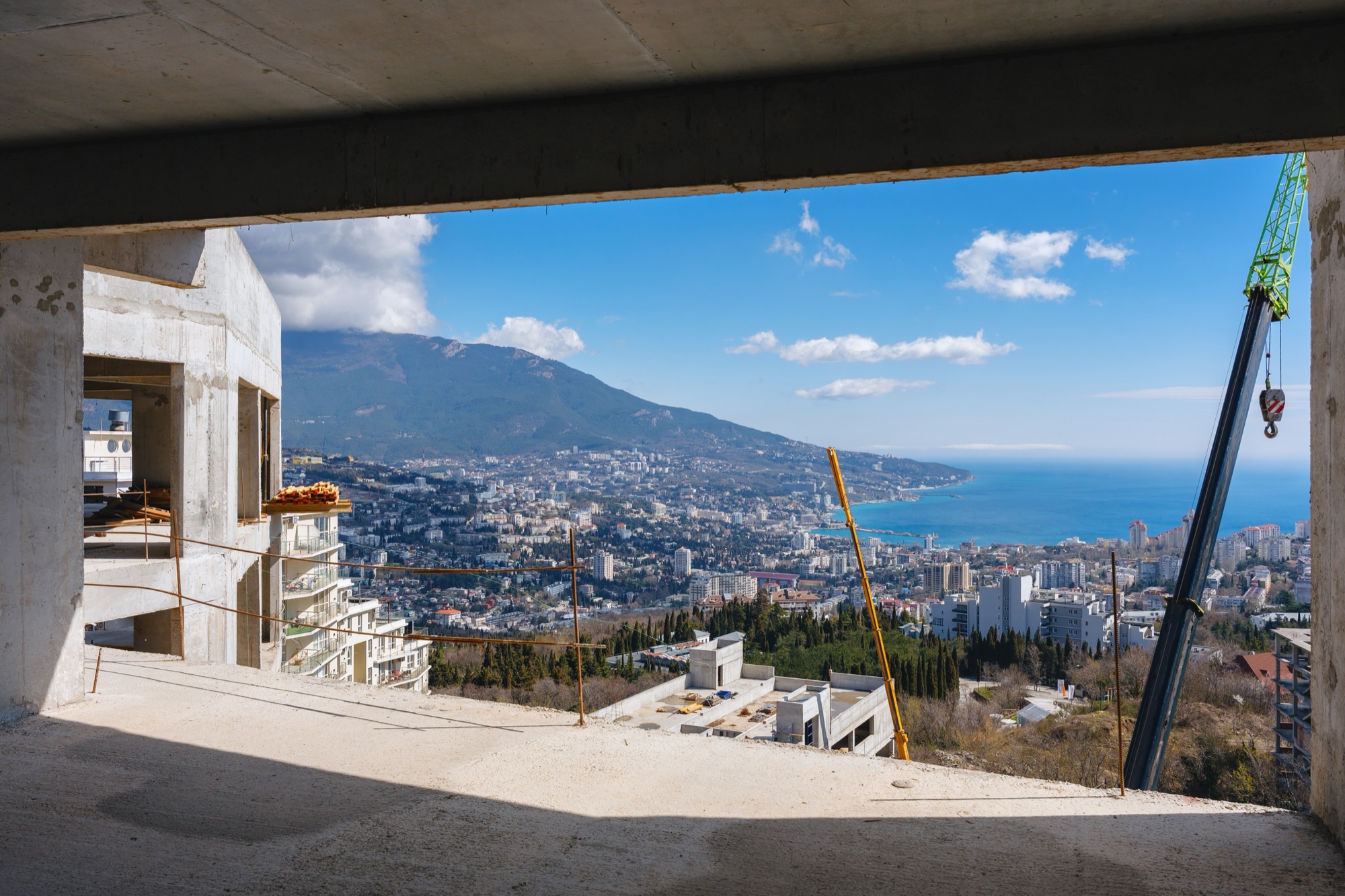 Вид на море с террасы Hidden Yalta